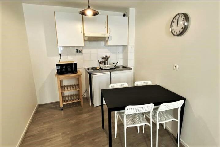 Ty Noe - Hypercentre - Wifi - Linge Fourni Apartment Vannes Exterior photo